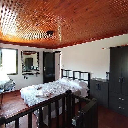 Holiday home βιλλα ξενια Fourka